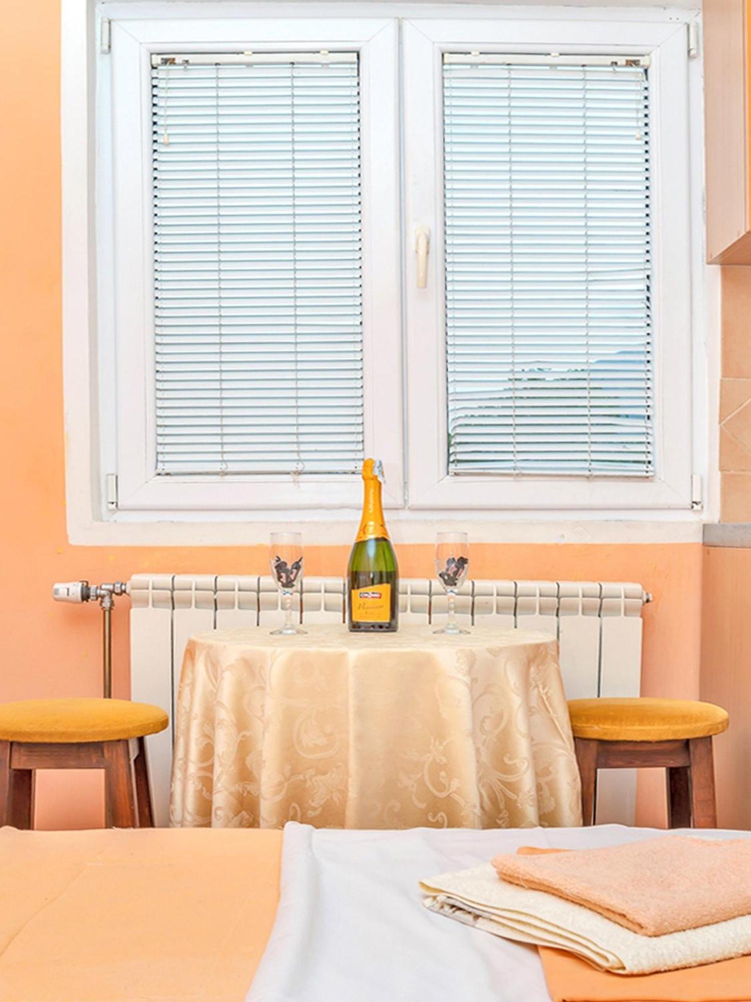 Mik5 - Famous Jaz Guest house 3*